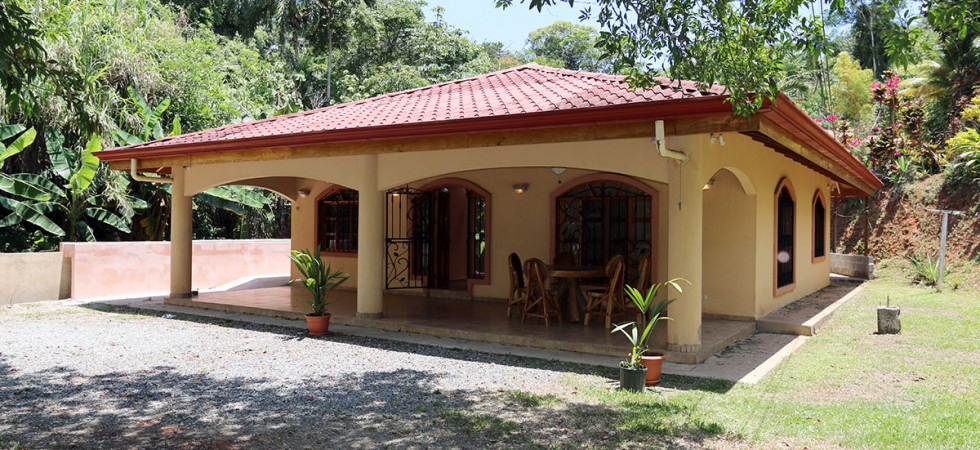 Incredible Deal For A Move In Ready House In Platanillo