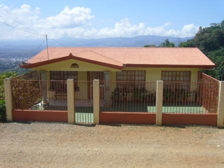 6 Bedroom 4 Bath Home with City View of San Isidro