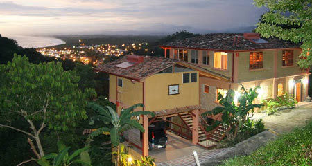 Villa Manakin Income Producing Vacation Home for Sale in Quepos
