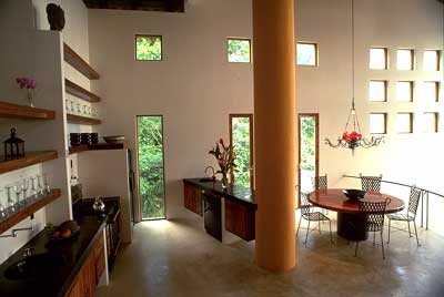 Upscale Luxury Vacation Home in Manuel Antonio Rainforest