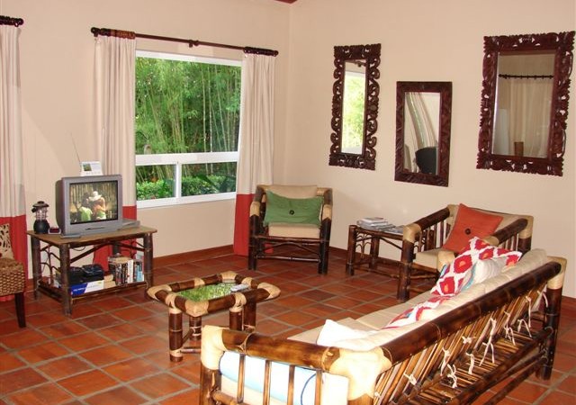 Casa Tranquila - A Private Resort Style Home in Dominical