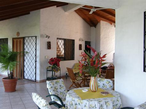 Private Mediterranean Style Villa Close to Quepos and the Beach