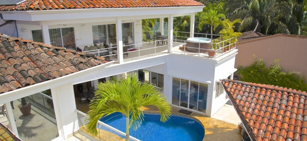 Casa Blanca Luxury Oceanfront Estate In South Beach Jaco