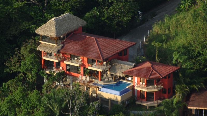 Casa Oceana Beachfront Vacation Home In Manuel Antonio