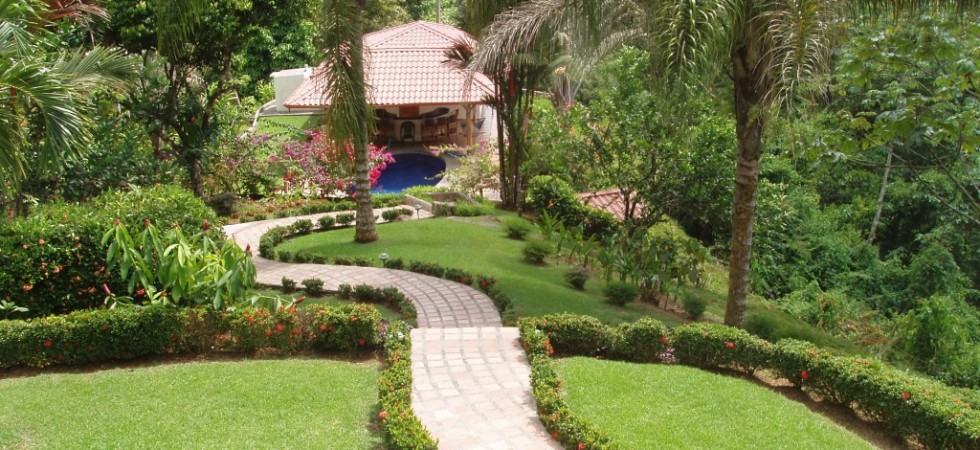 The Garden Of Eden Nature Estate On Eight Acres In Playa Uvita