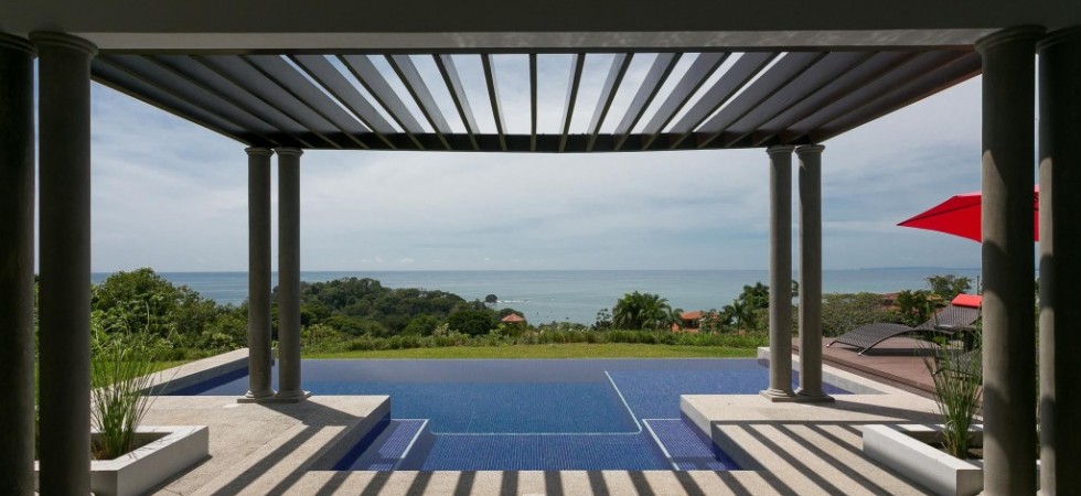 Ocean View Luxury Home In The Exclusive Las Olas Community