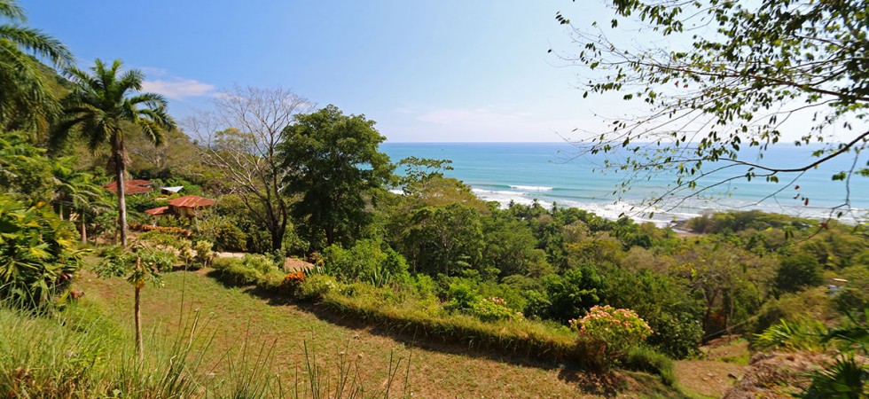 Luxury Home Site With Whitewater Ocean Views In Dominical
