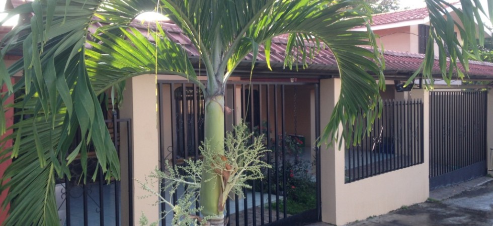 Affordable Home With Rental Apartments In The City Of San Isidro