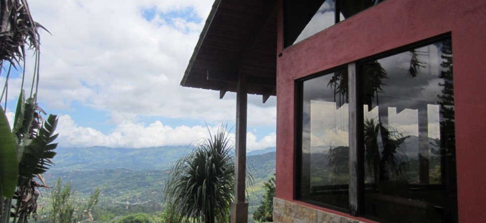 Getaway Mountain Home On 2 Acres Above San Isidro With City Views