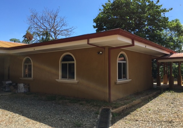 Remodeled Foreclosure Home With One Acre Near San Isidro
