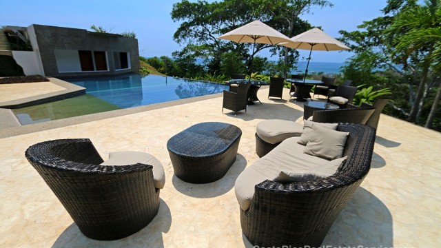 Ocean View Condo In Dominical
