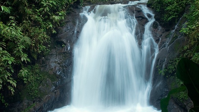 waterfall in costa rica