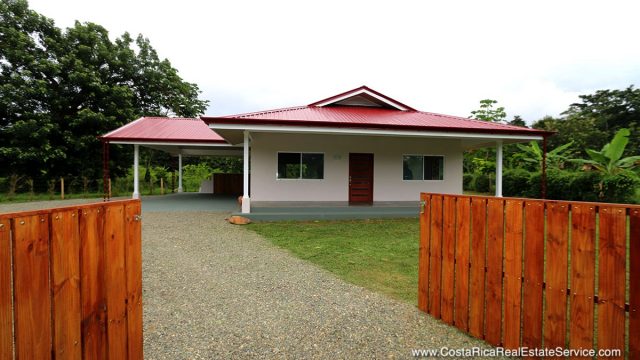 Affordable Home In Uvita