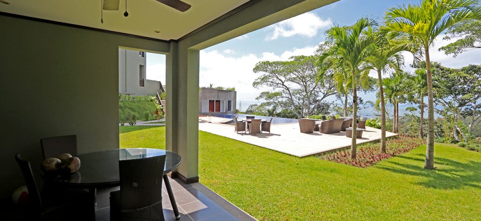 Affordable Condo In Dominical With Ocean And Pool View