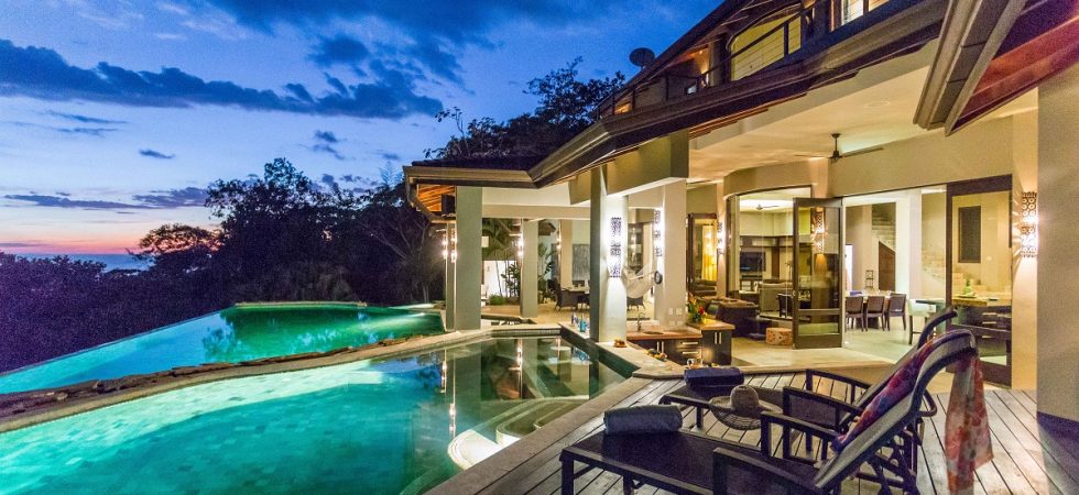 Dominical Estate With Resort Style Amenities & Unbelievable Views