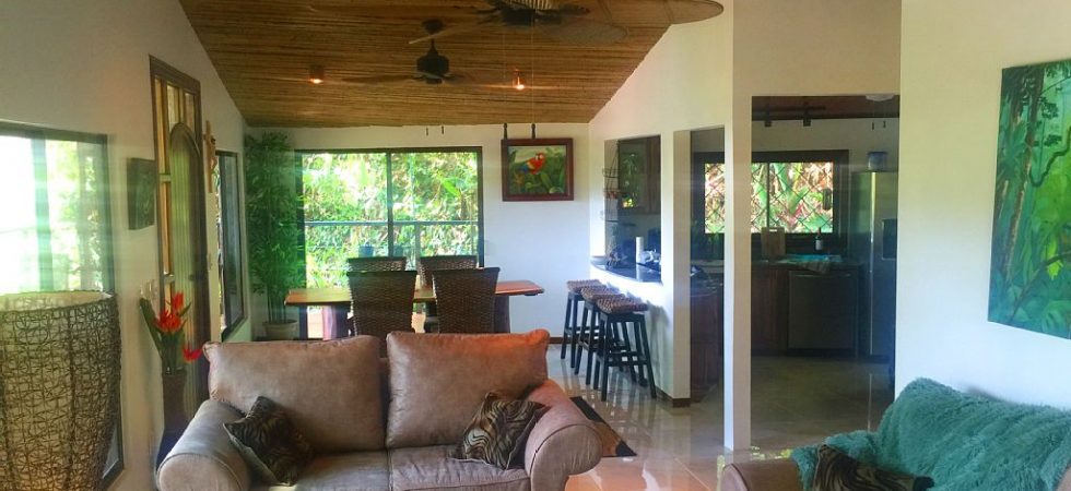 Jungle House With Pool Close To The Baru River And Dominical Beach