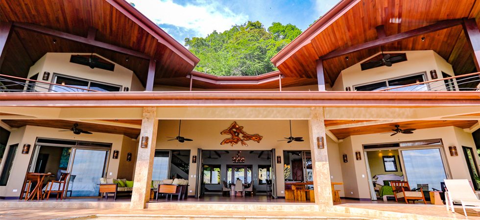 Casa Bambú - Luxury Rainforest Estate in Dominical with Great Ocean Views