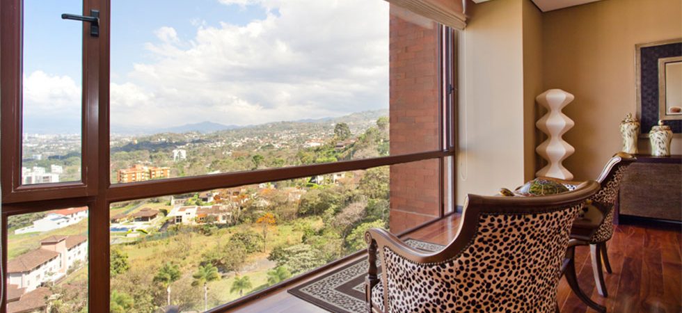 Elegant Condo with Breathtaking Views of Escazu and Central Valley