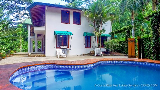 Home in Dominical for sale with Swimming Pool