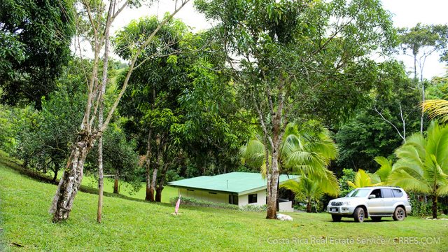 Mountain Getaway Retreat for Sale in Costa Rica