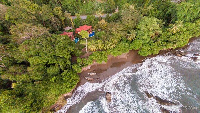 Vacation Rental Homes Walking Distance to the Beach