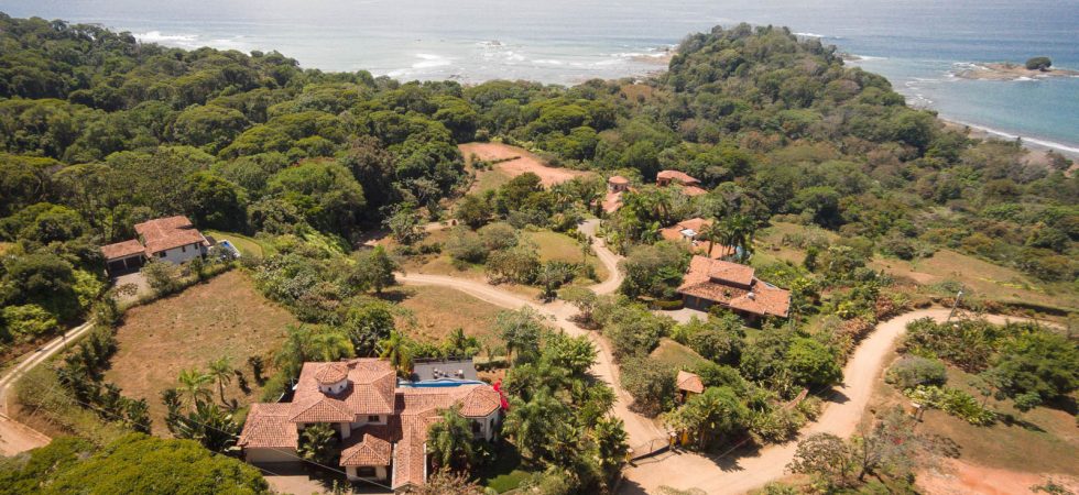 Luxury Estate in Las Olas Overlooking the Dominical Coastline