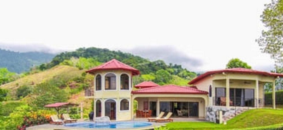 Luxury Villa With Ocean View and Guest House In Ojochal