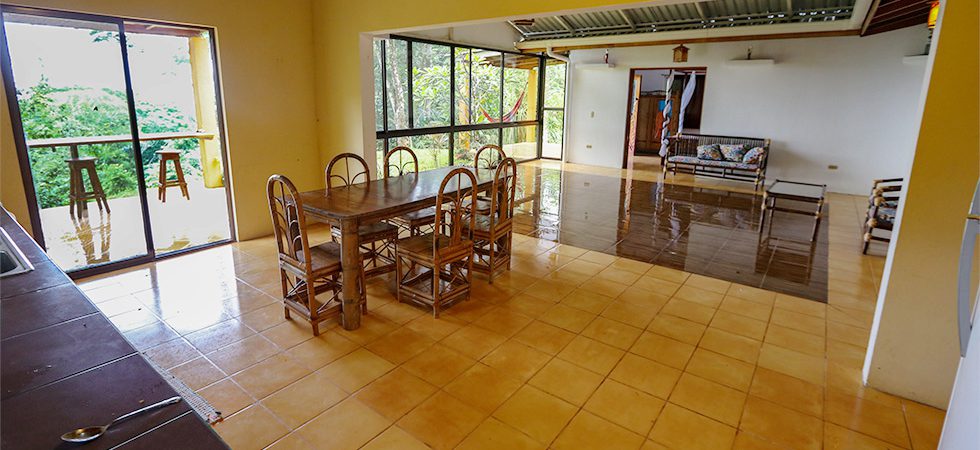 Affordable Home with Open Floor Plan in Lagunas Near Dominical
