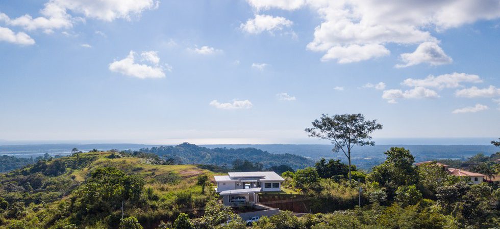 Modern Ocean View Home Overlooking the Osa Peninsula