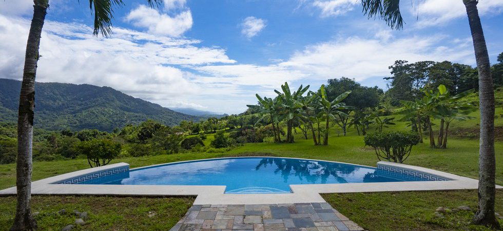 Private Jungle Estate with Ocean View in the Mountains Above Matapalo