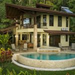 Beautiful Luxury Home Above Dominicalito Bay