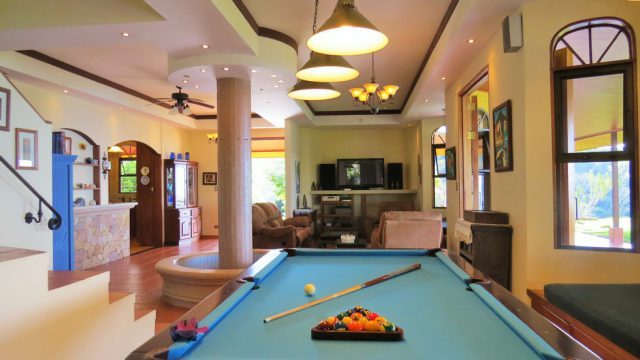 Ideal for Entertaining