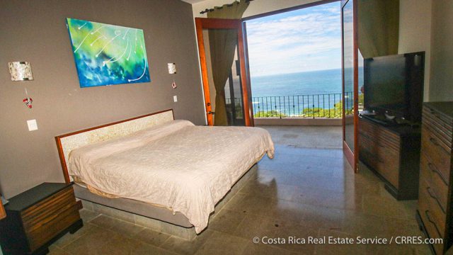 Comfy Ocean View Bedrooms