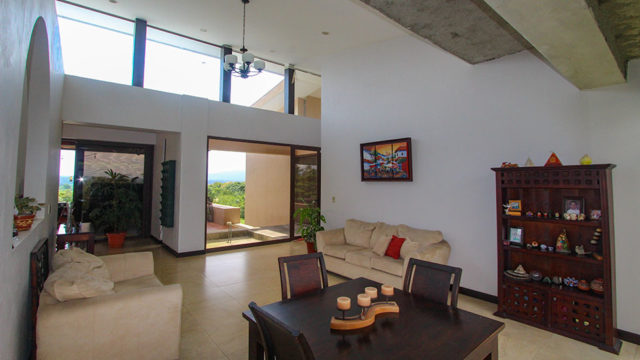 Home with Vaulted Ceilings