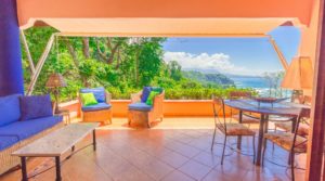 6 Bedroom Hillside Retreat in Escaleras with Great Ocean Views