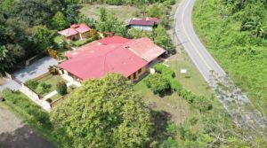 Multiple Use Property with Highway and River Frontage in Baru