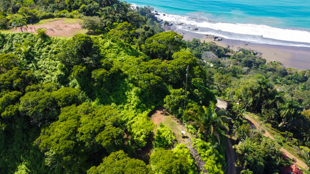 Ocean View Property for sale in Dominical Costa Rica with multiple building sites