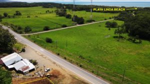 Commercial or Residential Property Walking Distance to Playa Linda Beach