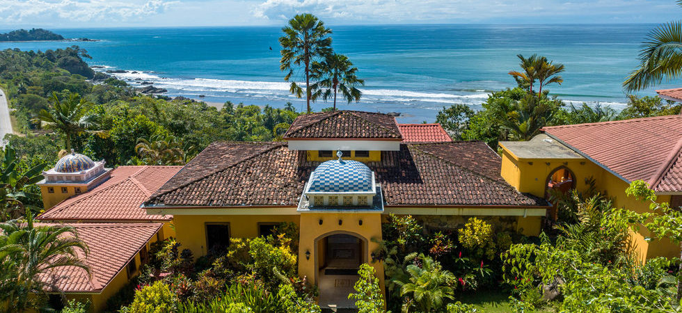 Seaside Ocean View Mansion in Exclusive Dominical Community