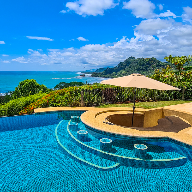 Luxury Beach Home in Dominical